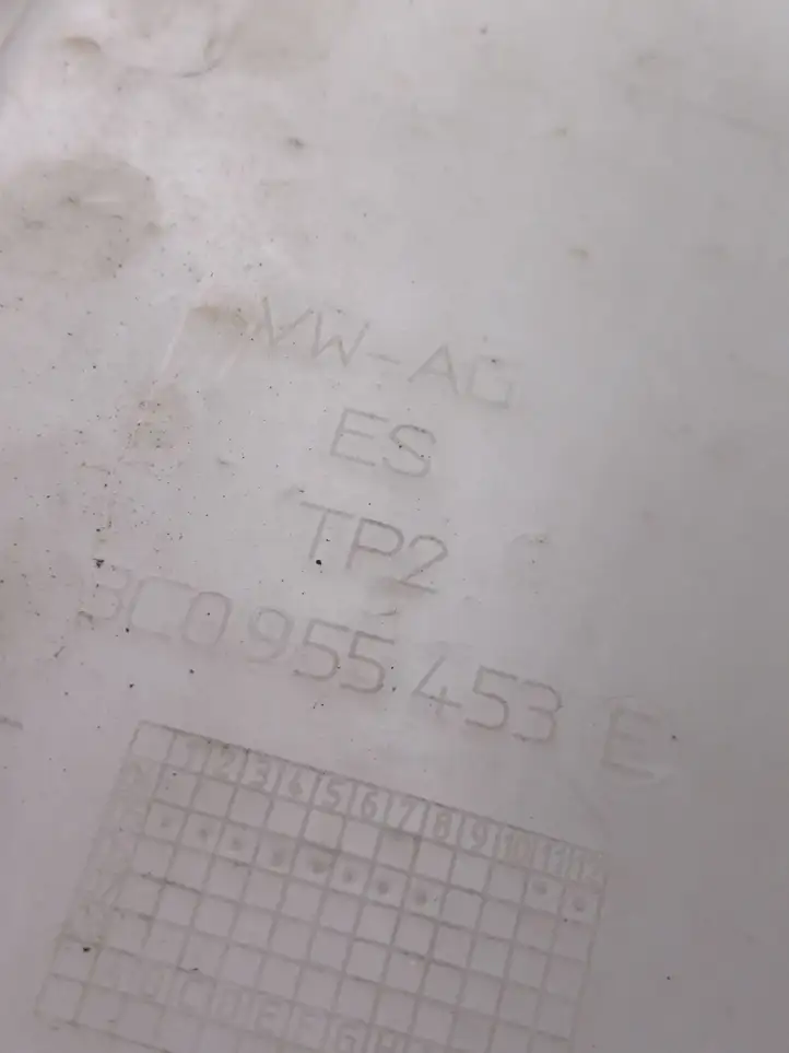 (2005 - 2010) 3C0955453E Бачок омывателя стекла — фото 2