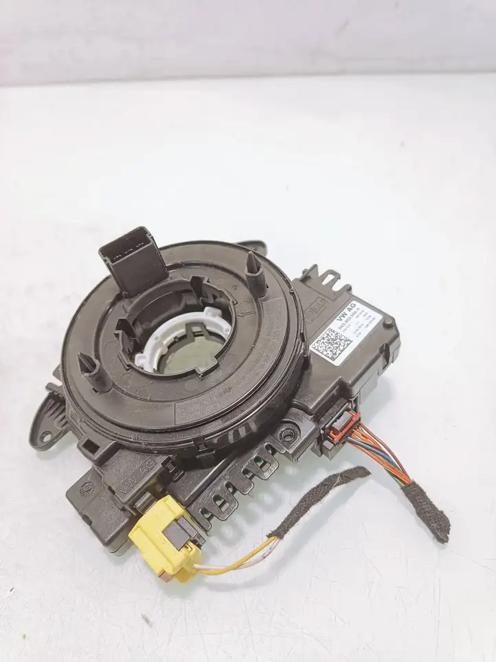 Audi A1 (2010 - 2014) 5K0953569H Контактное кольцо SRS — фото 1