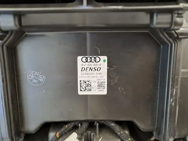 Audi A6 C7 (2011 - 2014) 1139300856 Комплект системы вентиляции салона — фото 29