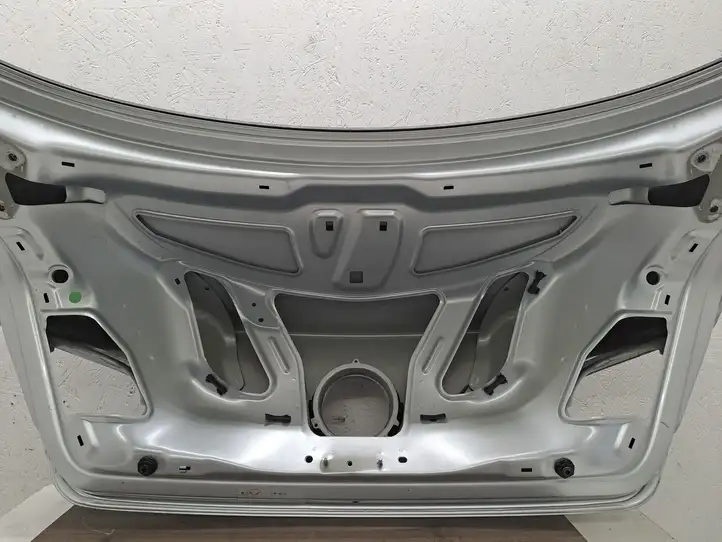 Volkswagen PASSAT CC (2008 - 2012) Крышка багажника — фото 11