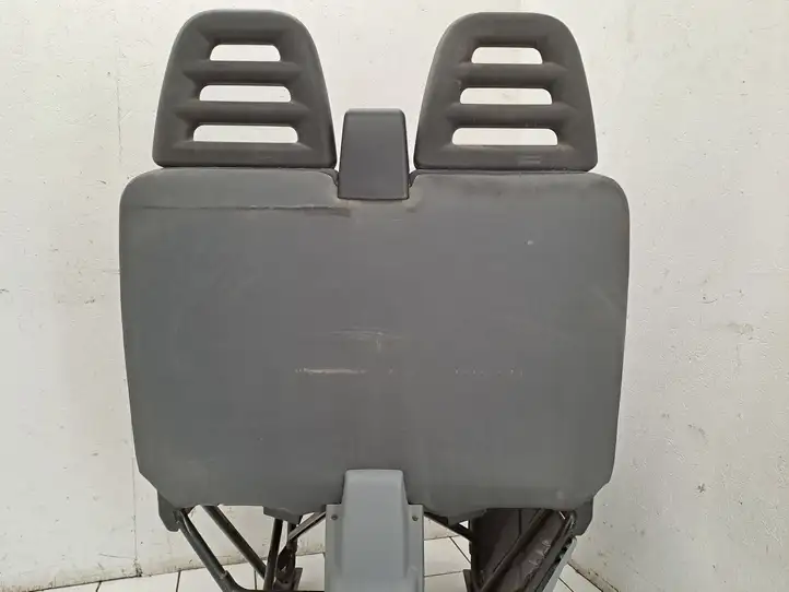 Iveco Daily Daily 35.8 - 9 (1998 - 2014) Переднее двойное сиденье — фото 13
