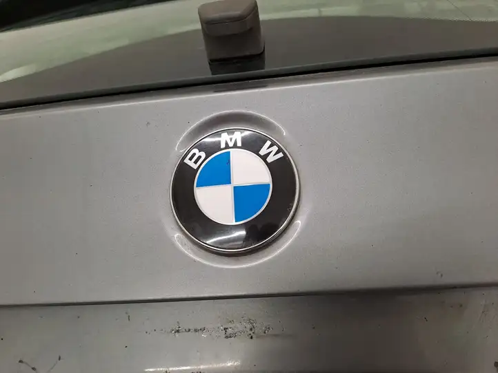 BMW 3 E90 E91 (2005 - 2012) Крышка багажника — фото 23