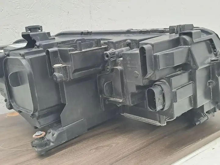 Volkswagen Tiguan (2016 - 2020) 5NB941081A Передняя фара — фото 3