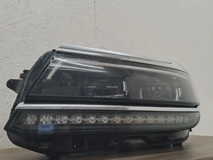 Volkswagen Tiguan (2016 - 2020) 5NB941081A Передняя фара — фото 8
