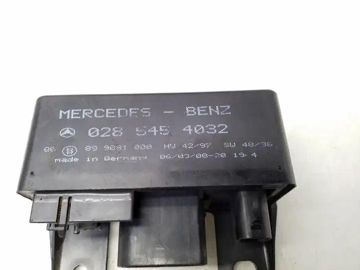 Mercedes-Benz ML W163 (1997 - 2005) 0285454032 Реле накала свечей — фото 4