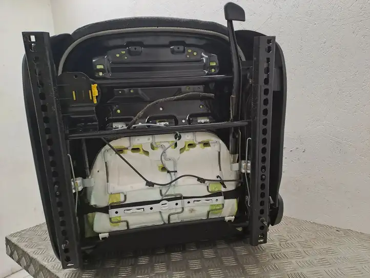 Mercedes-Benz Vito W447 (2014 - ) Переднее сиденье пассажира — фото 3