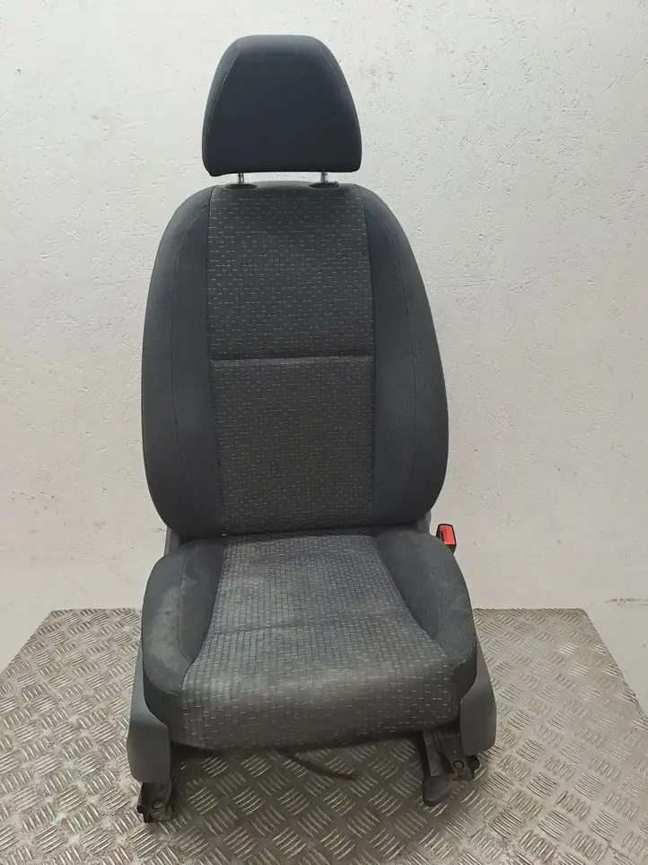 Mercedes-Benz Vito W447 (2014 - ) Переднее сиденье пассажира — фото 11