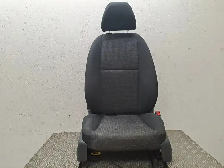 Mercedes-Benz Vito W447 (2014 - ) Переднее сиденье пассажира — фото 15