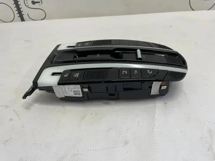 Porsche Cayenne (9Y0 9Y3) (2018 - ) 9Y0947135 Передняя подсветка — фото 6