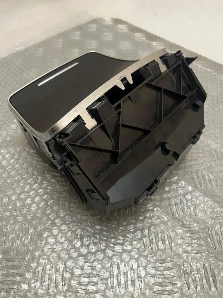 Mercedes-Benz GLC X253/C253 (2015 - ) A2056801005 Ящик центральной консоли — фото 14