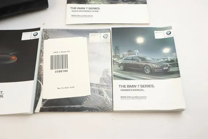 BMW 7 F01 (2008 - 2016) Сервисная книжка — фото 3