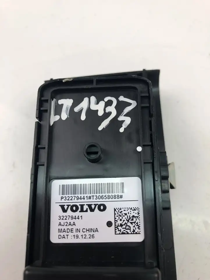 Volvo XC40 (2017 - ) 32279441 Кнопка стеклоподъемников — фото 4