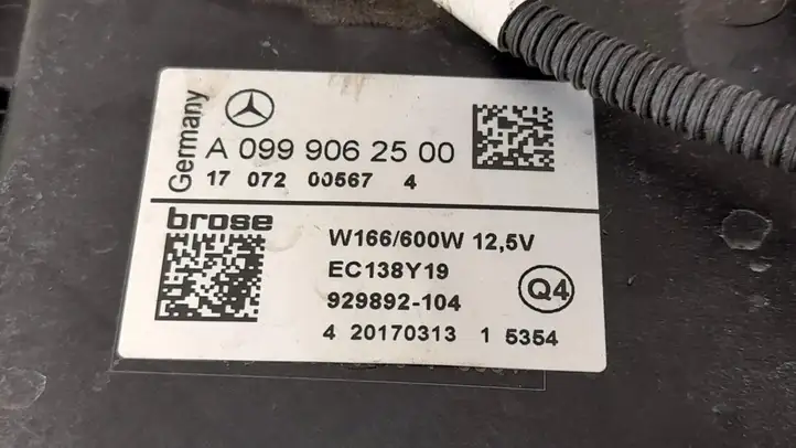Mercedes-Benz GLE W166/C292 (2015 - 2019) Радиатор охлаждающей жидкости двигателя — фото 2