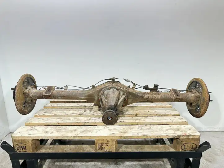 Toyota Hilux (AN10, AN20, AN30) (2008 - 2011) Задний мост с редуктором — фото 1