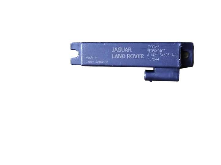 AH4215K603AA Land Rover Range Rover L405 Interjero komforto antena