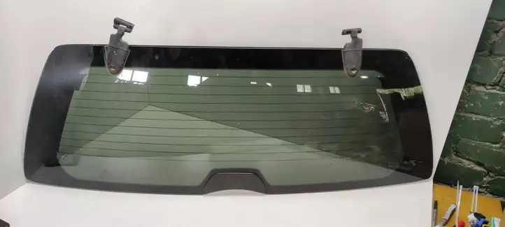 Jeep Cherokee (2001 - 2007) Открывающееся стекло крышки багажника — фото 1