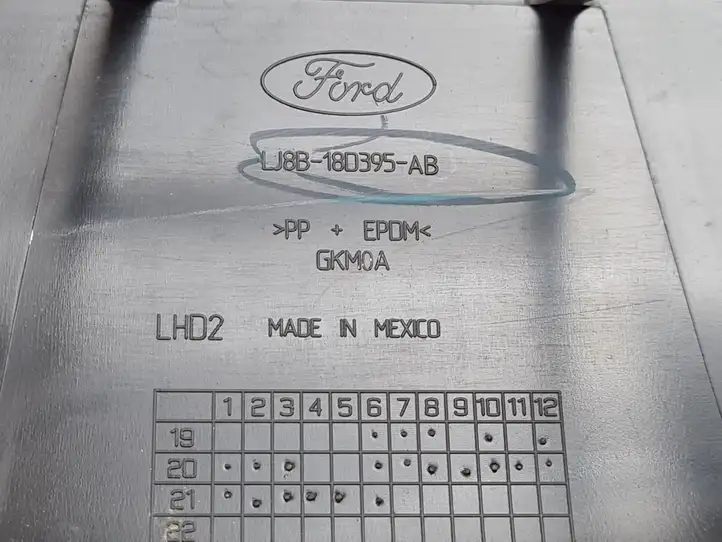 Ford Mustang Mach-E (2020 - ) LJ8B180395AB Рама микрофильтра воздуха — фото 6