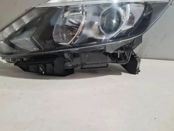 Nissan Qashqai, Qashqai+2 (2014 - 2016) 10018013 Передняя фара — фото 6
