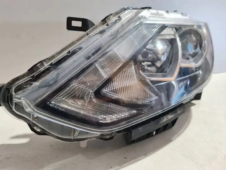 Nissan Qashqai, Qashqai+2 (2014 - 2016) 10018013 Передняя фара — фото 17