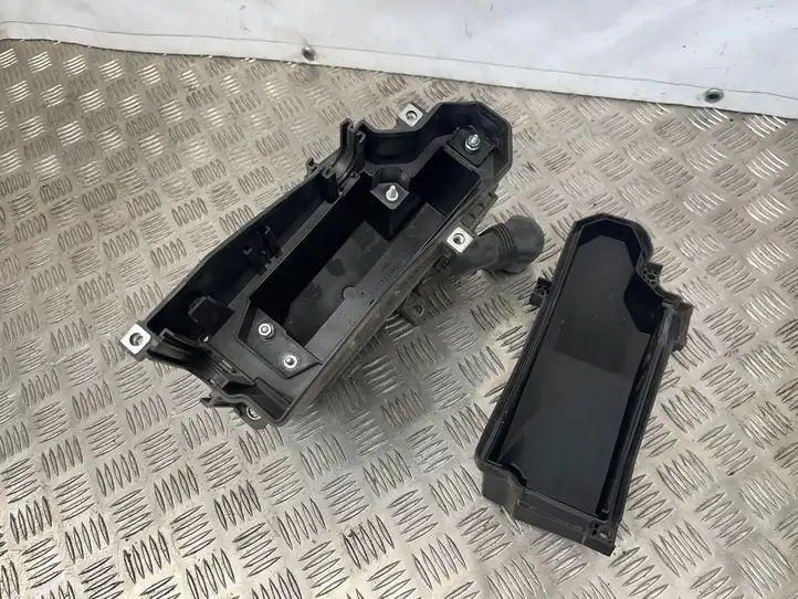 Lexus IS III XE30 (2013 - 2016) 71549690 Корпус ЭБУ двигателя — фото 9