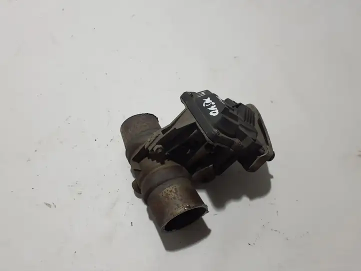 Nissan Qashqai (2013 - 2017) 117808010R Кронштейн глушителя — фото 2