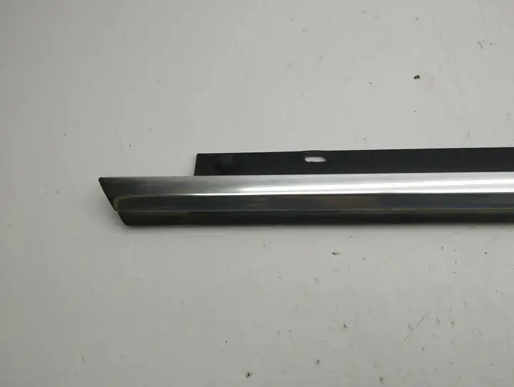 Audi A8 S8 D3 4E (2002 - 2005) 4E0853763B Накладка стекла задней двери — фото 8