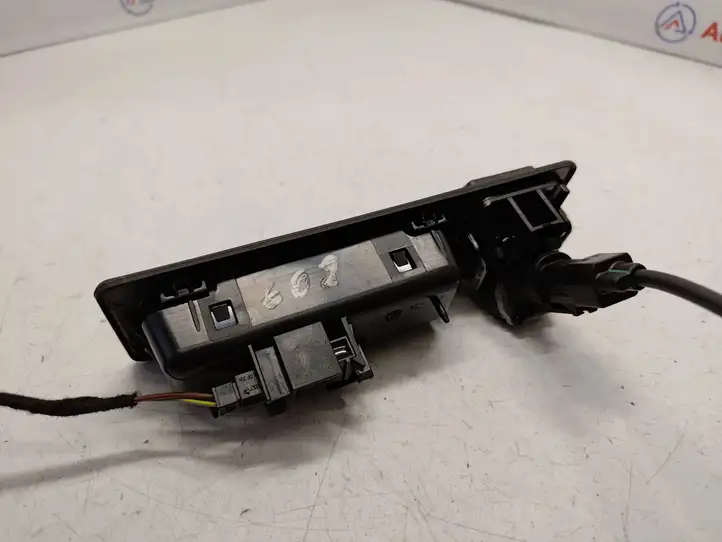BMW 3 F30 F35 F31 (2012 - 2018) 51247368753 Ручка багажника с камерой — фото 3