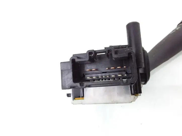 Toyota Corolla Verso E121 (2004 - 2007) 8465205150 Переключатель стеклоочистителей — фото 2