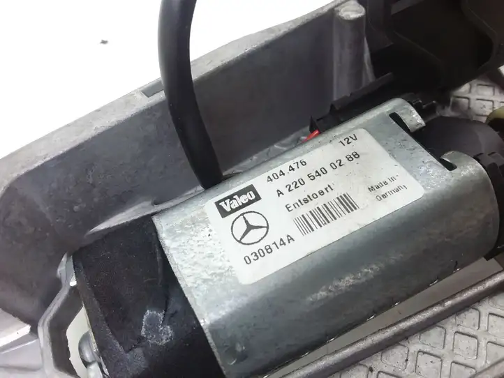 Mercedes-Benz C W203 (2000 - 2007) A2205400288 Электродвигатель регулировки рулевой колонки — фото 4