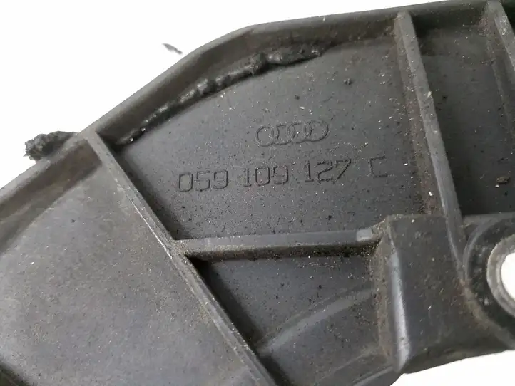 Volkswagen PASSAT B5.5 (2001 - 2005) 059109127C Защита ремня ГРМ — фото 2