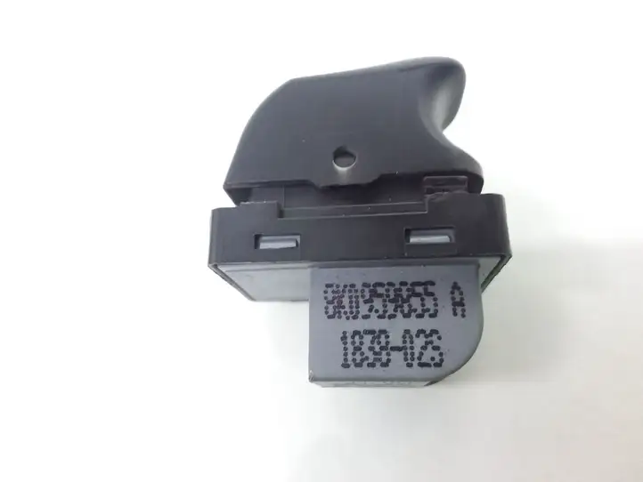 Audi A4 S4 B8 8K (2007 - 2011) 8K0959855A Кнопка стеклоподъемников — фото 3