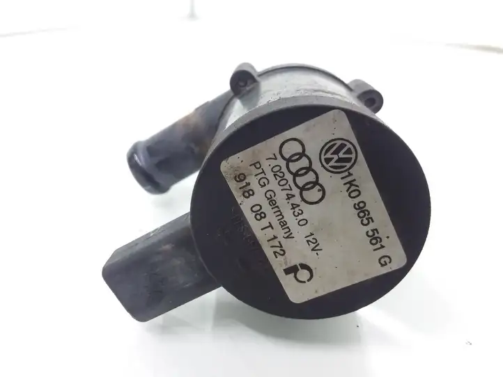 Audi A4 S4 B8 8K (2007 - 2011) 1K0965561G Электроциркуляционный насос — фото 3