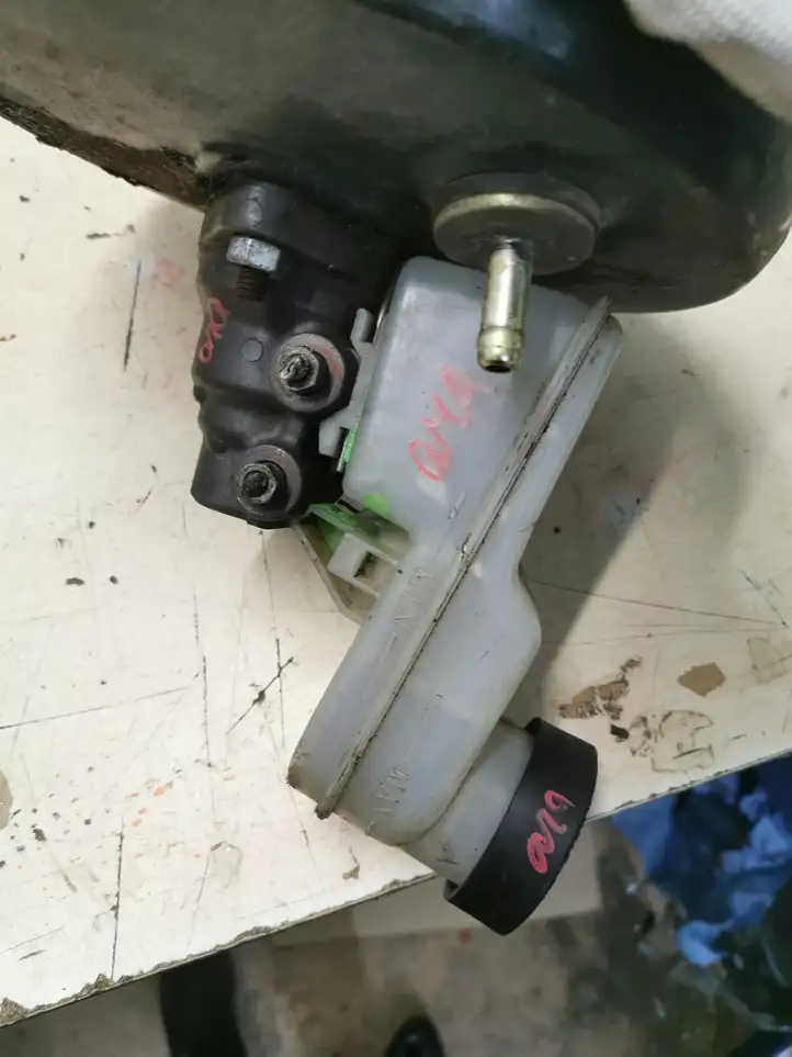 Toyota Yaris (1999 - 2003) 87402901 Вакуумный усилитель тормозов — фото 4