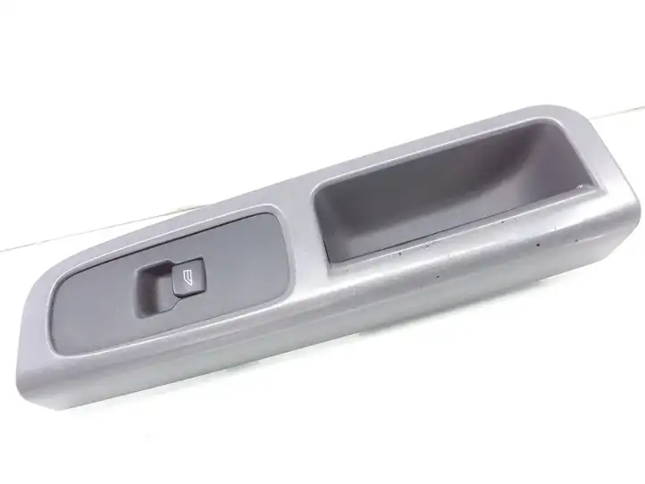 Volvo V50 (2004 - 2008) 8679474 Кнопка стеклоподъемников — фото 1
