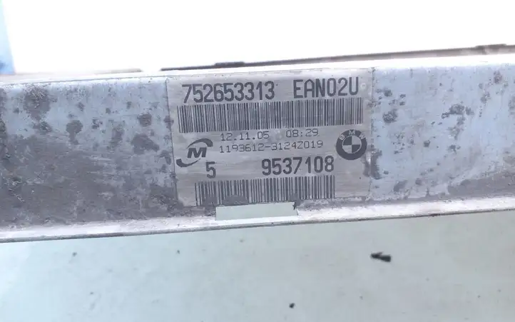 BMW 3 E90 E91 (2005 - 2012) 752653313 Радиатор охлаждающей жидкости двигателя — фото 2