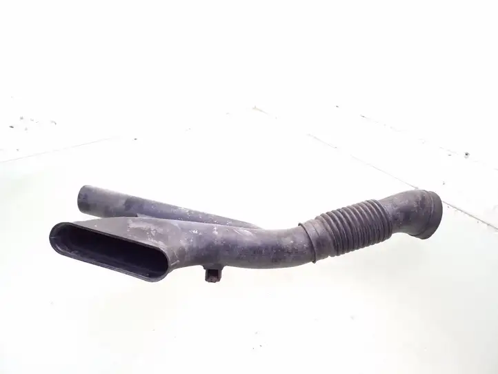 Opel Corsa D (2006 - 2010) 55557182 Детали воздухозаборника — фото 1