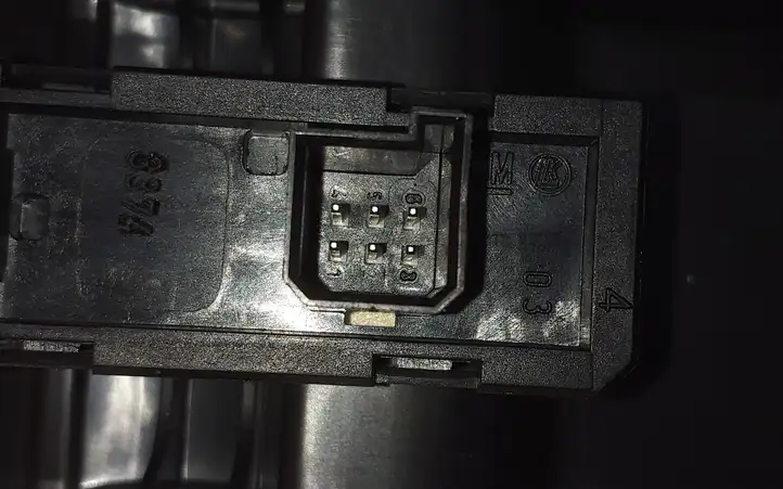 Opel Astra H (2004 - 2009) 13197132 Кнопка стеклоподъемников — фото 5