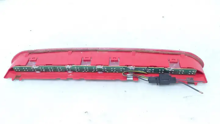 Volkswagen PASSAT B6 (2005 - 2010) 1K6945097B Дополнительный стоп фонарь — фото 2