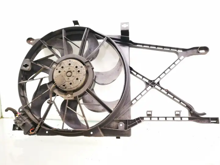 Opel Zafira B (2006 - 2008) 13205941 Электровентилятор радиатора — фото 1