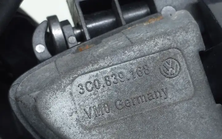 Volkswagen PASSAT B6 (2005 - 2010) 3C0639168 Наружная ручка двери — фото 7