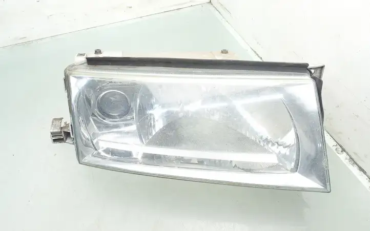 Skoda Octavia Mk1 (1U) (1996 - 2004) 1U1941016E Передняя фара — фото 1