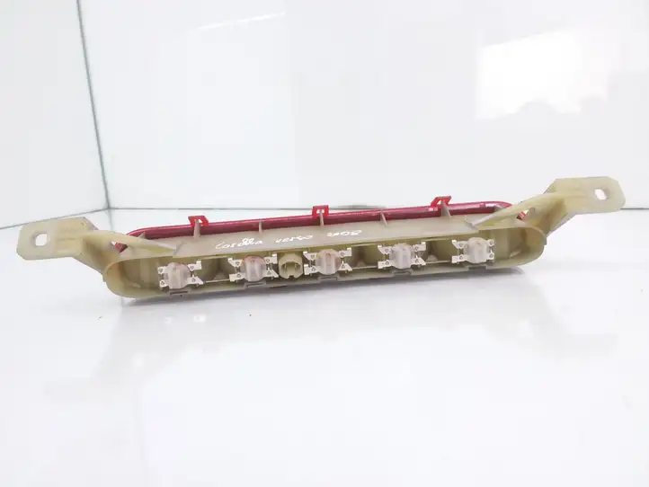 Toyota Corolla Verso AR10 (2004 - 2009) 815700F011 Дополнительный стоп фонарь — фото 3