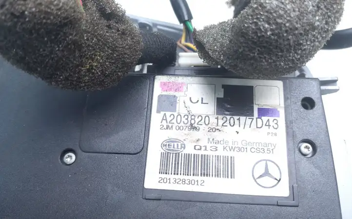 Mercedes-Benz C W203 (2000 - 2007) A2038201201 Передняя подсветка — фото 3