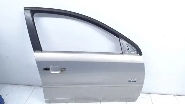 Opel Vectra C (2005 - 2009) Дверь — фото 1