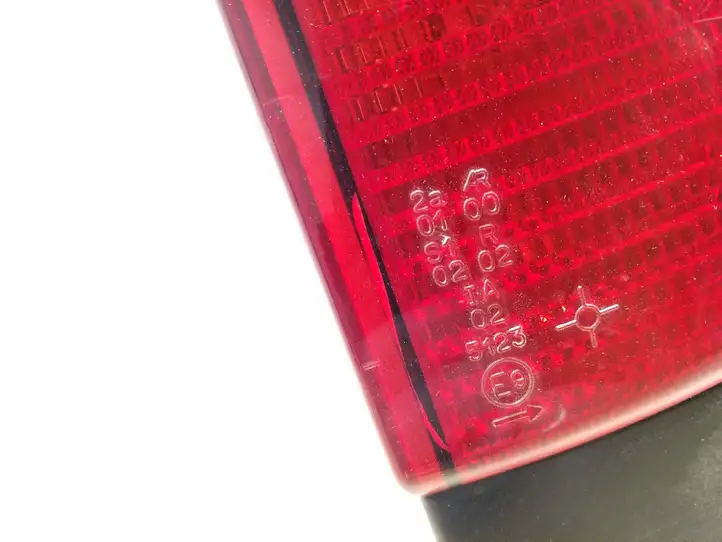 Seat Cordoba (6K) (1999 - 2002) 6K0945112B Задний фонарь в кузове — фото 3