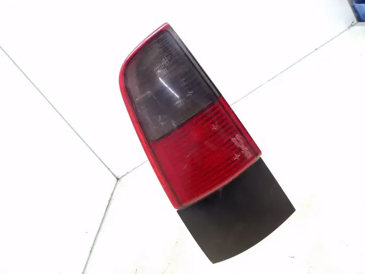 Seat Cordoba (6K) (1999 - 2002) 6K0945111B Задний фонарь в кузове — фото 1
