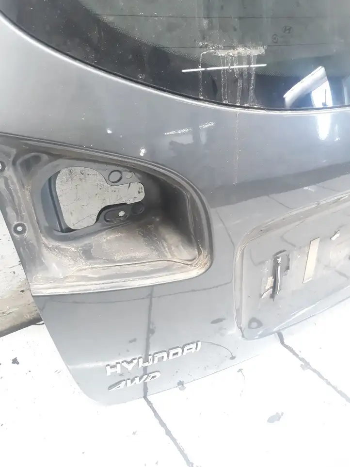 Hyundai Santa Fe (2005 - 2009) Крышка багажника — фото 4