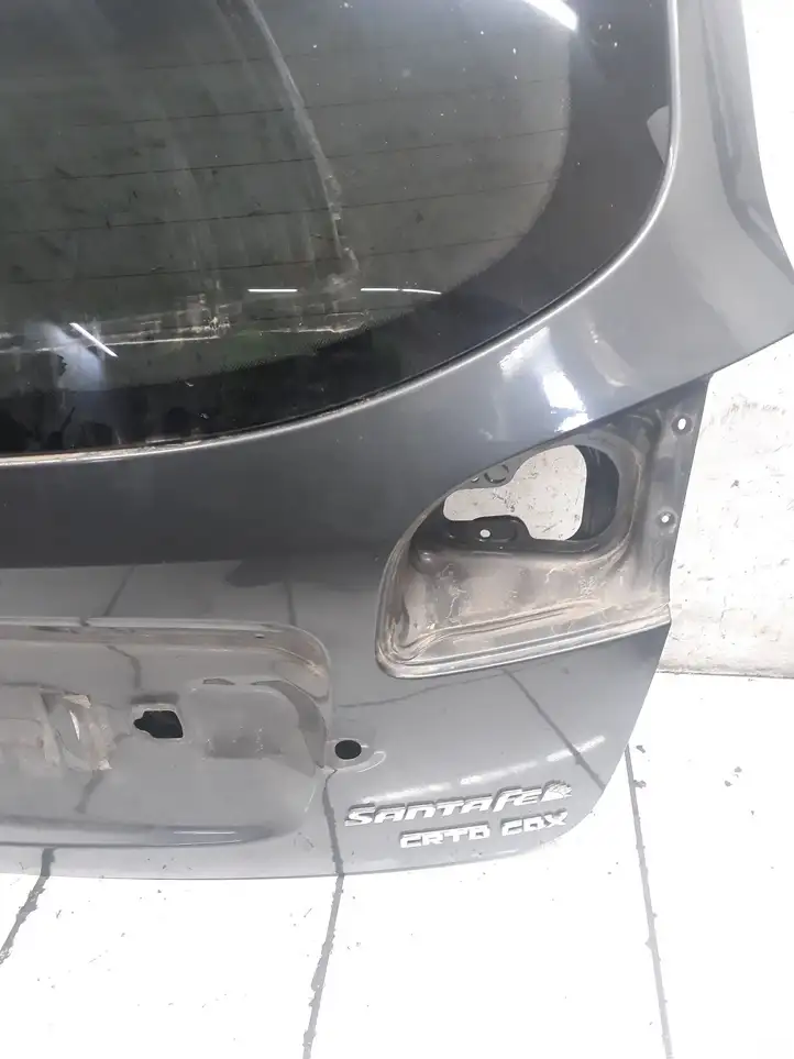 Hyundai Santa Fe (2005 - 2009) Крышка багажника — фото 6