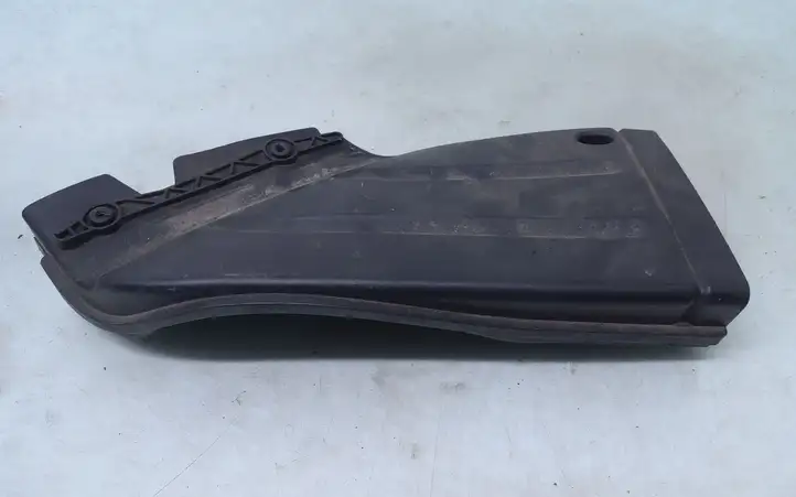 Audi A4 S4 B6 8E 8H (2000 - 2006) 8E0129618E Детали воздухозаборника — фото 1