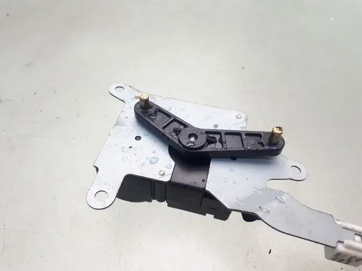 Hyundai Santa Fe (2000 - 2005) F00S4C2041 Двигатель задвижки потока воздуха — фото 2
